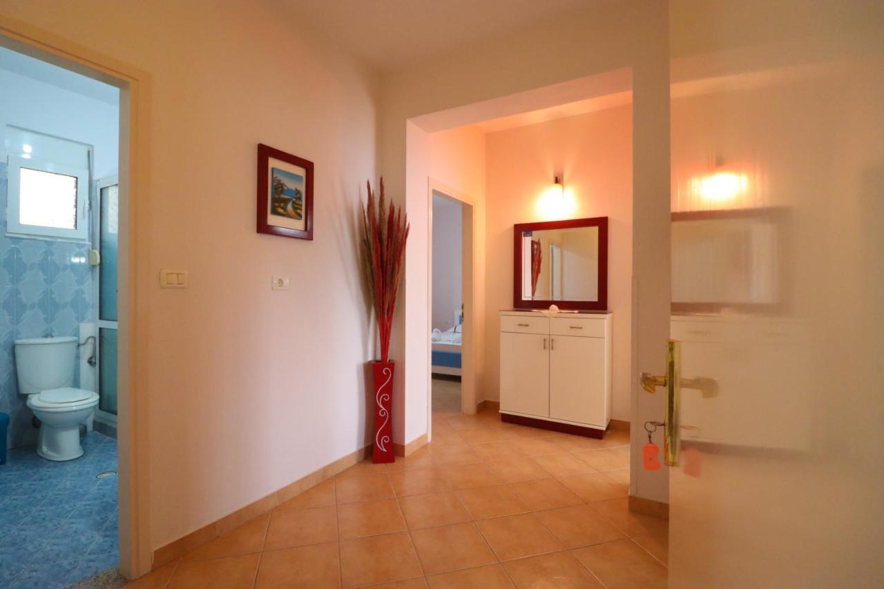 Apartments Vila Roboci Sarandë Eksteriør bilde