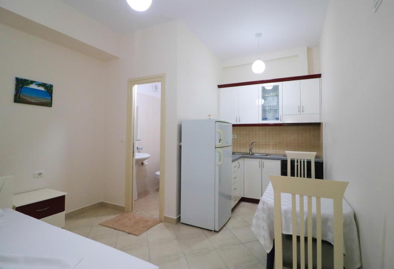 Apartments Vila Roboci Sarandë Eksteriør bilde