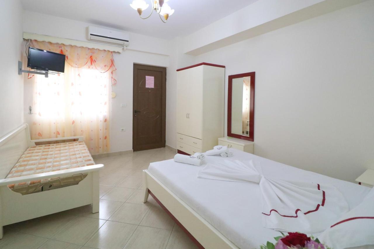Apartments Vila Roboci Sarandë Eksteriør bilde