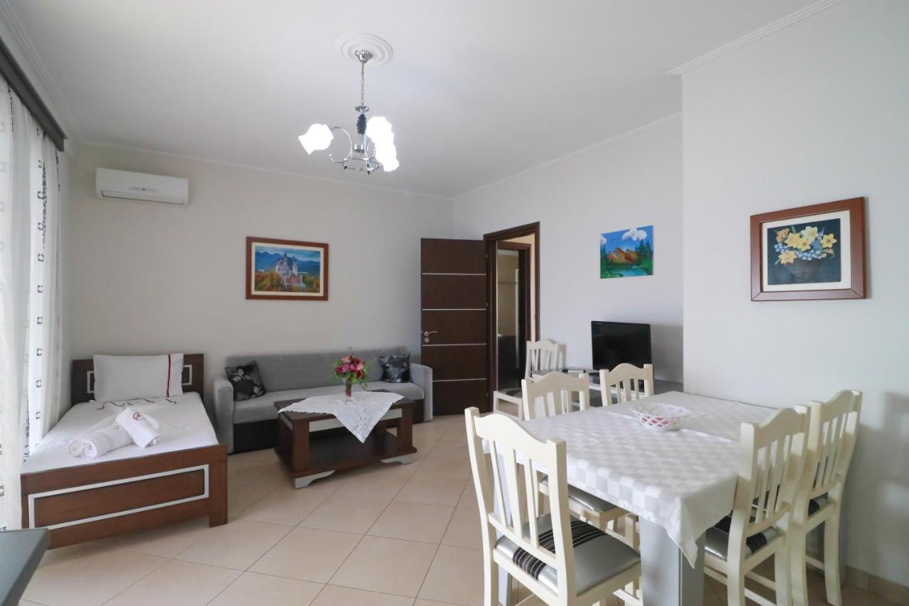 Apartments Vila Roboci Sarandë Eksteriør bilde